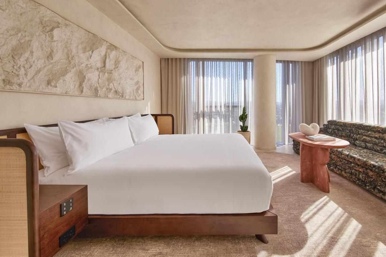 Mondrian Gold Coast view 3