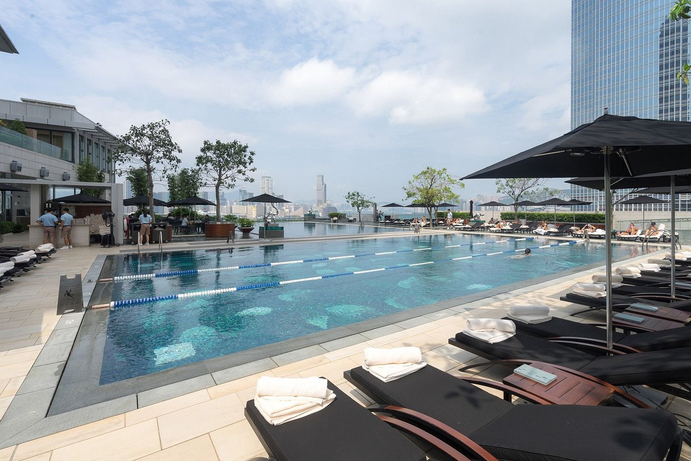 Four Seasons Hotel Hong Kong view 5