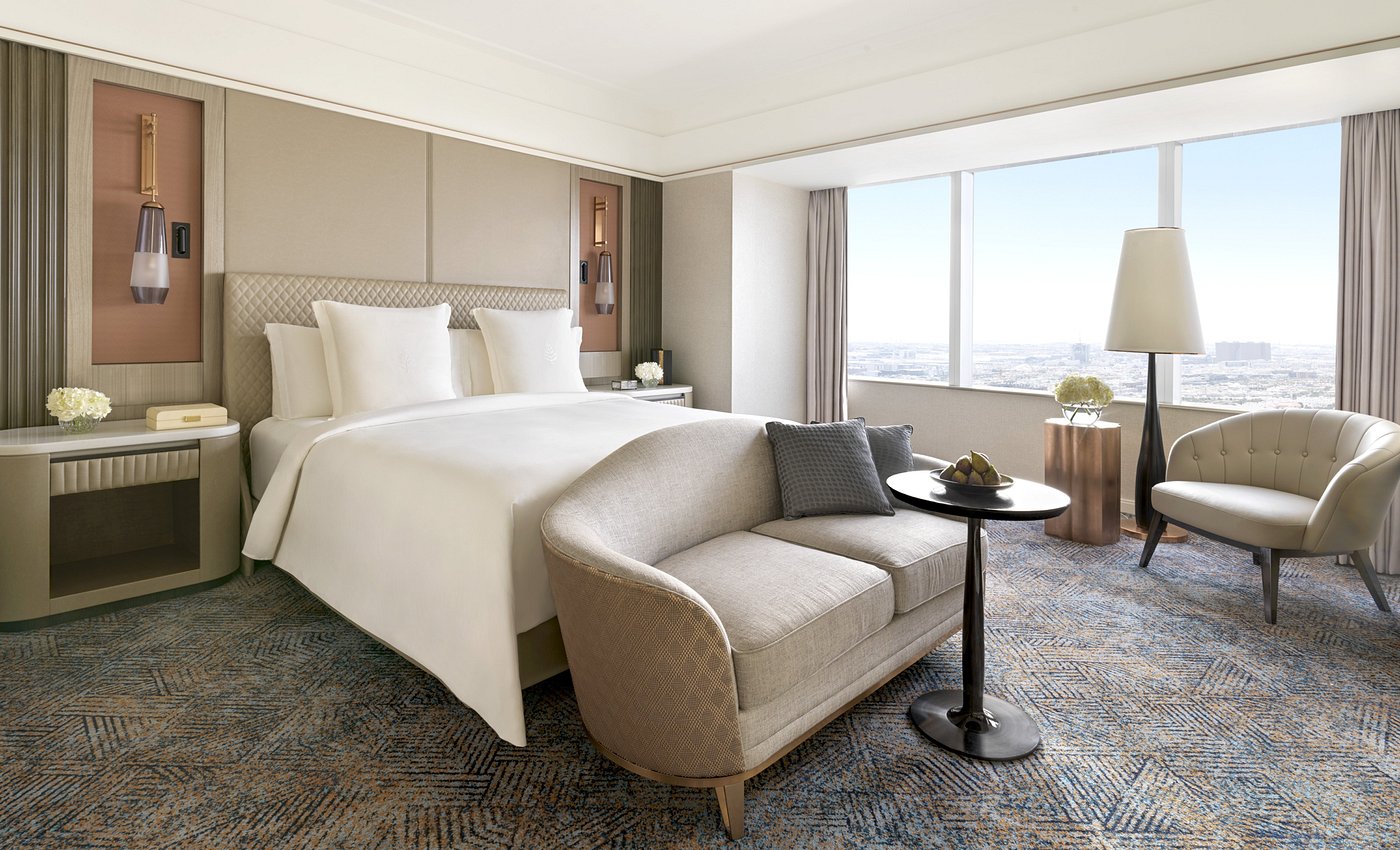 Four Seasons Hotel Riyadh at Kingdom Centre view 3