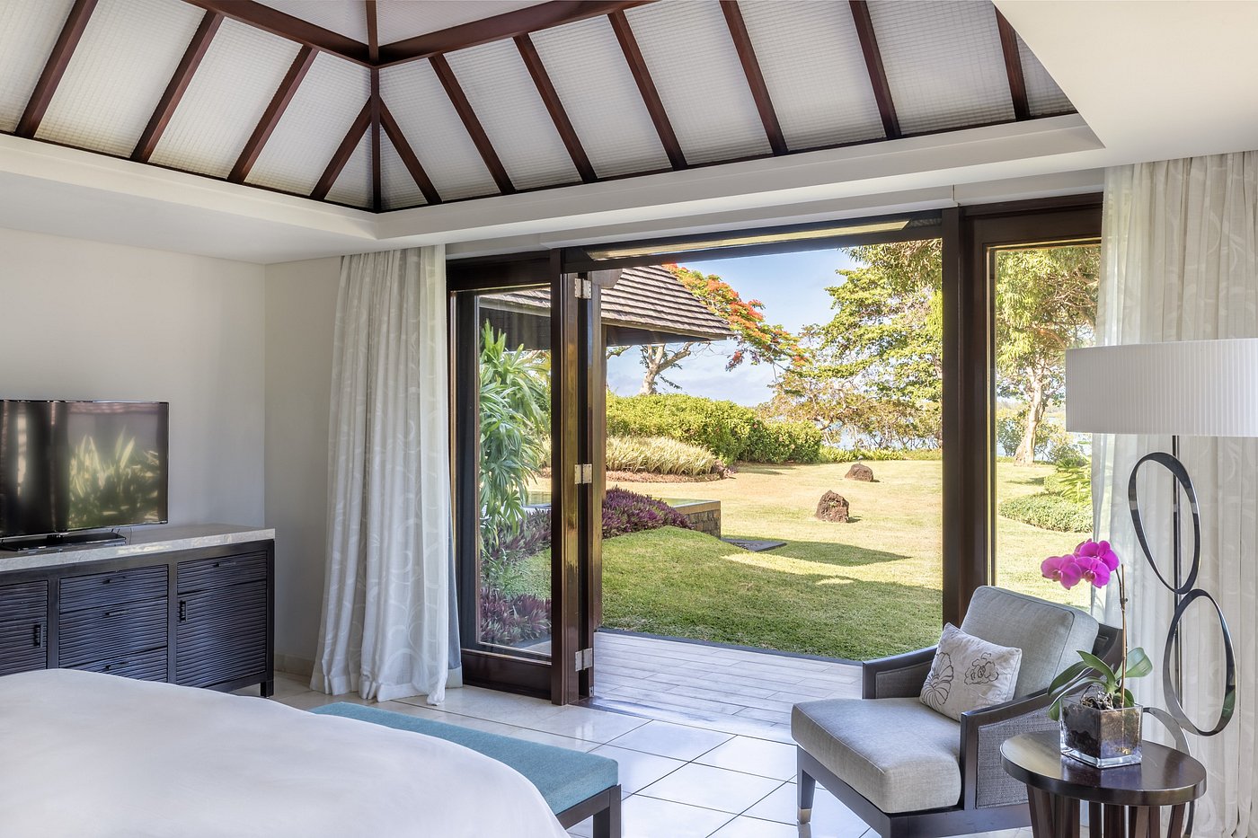 Four Seasons Resort Mauritius at Anahita view 3