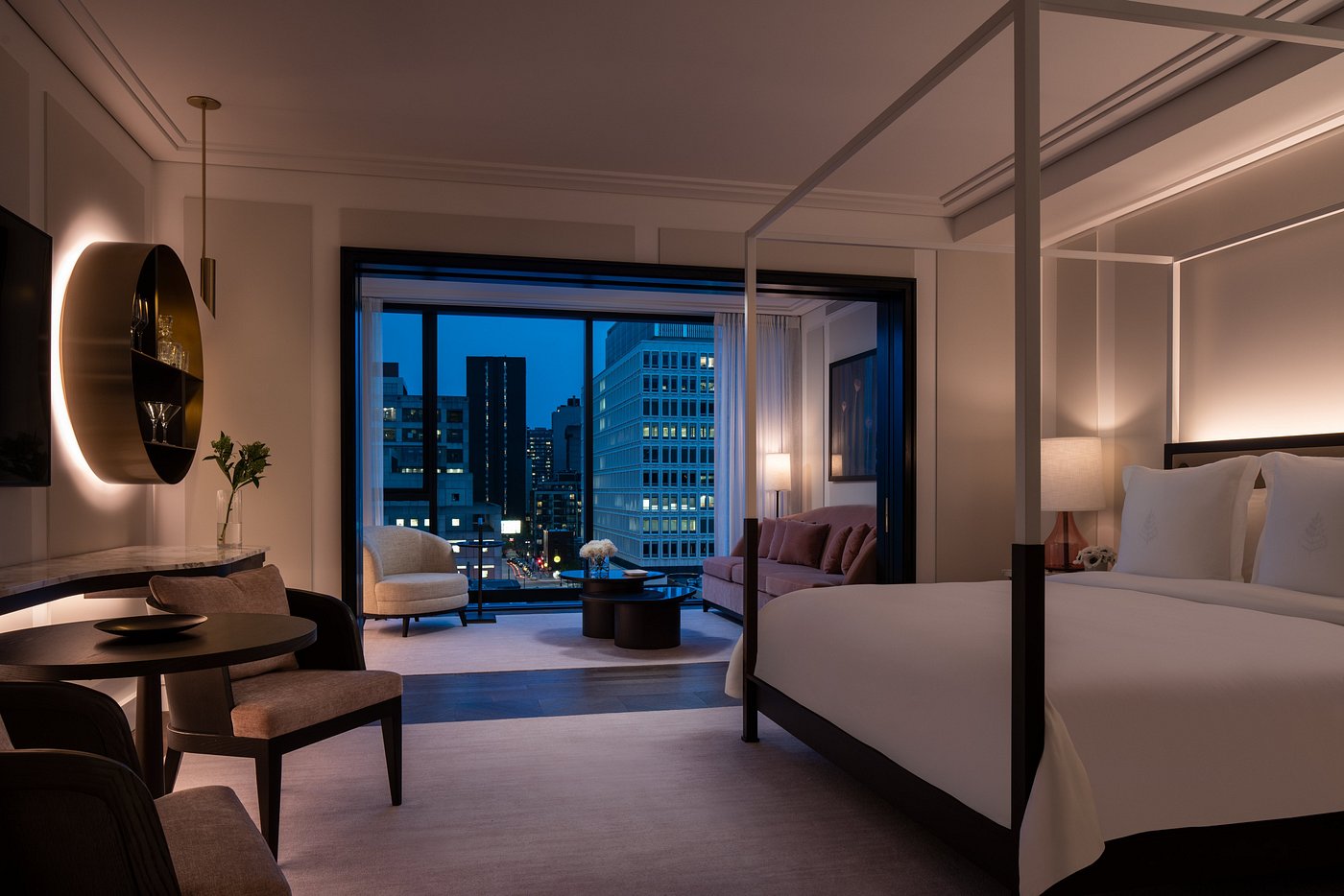 Four Seasons Hotel Montreal view 4