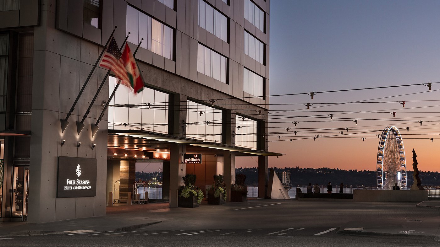 Four Seasons Hotel Seattle view 2
