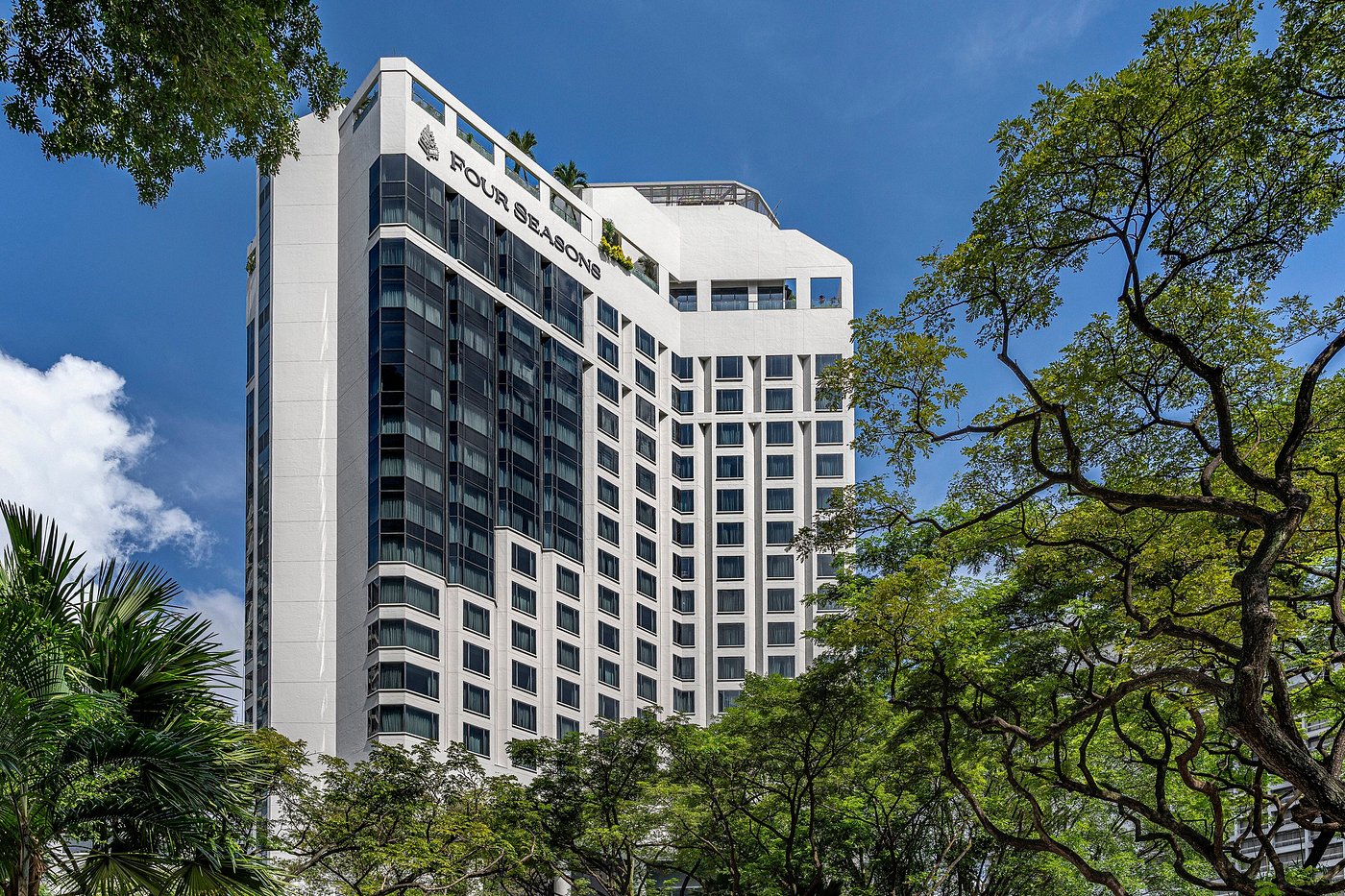 Four Seasons Hotel Singapore view 2
