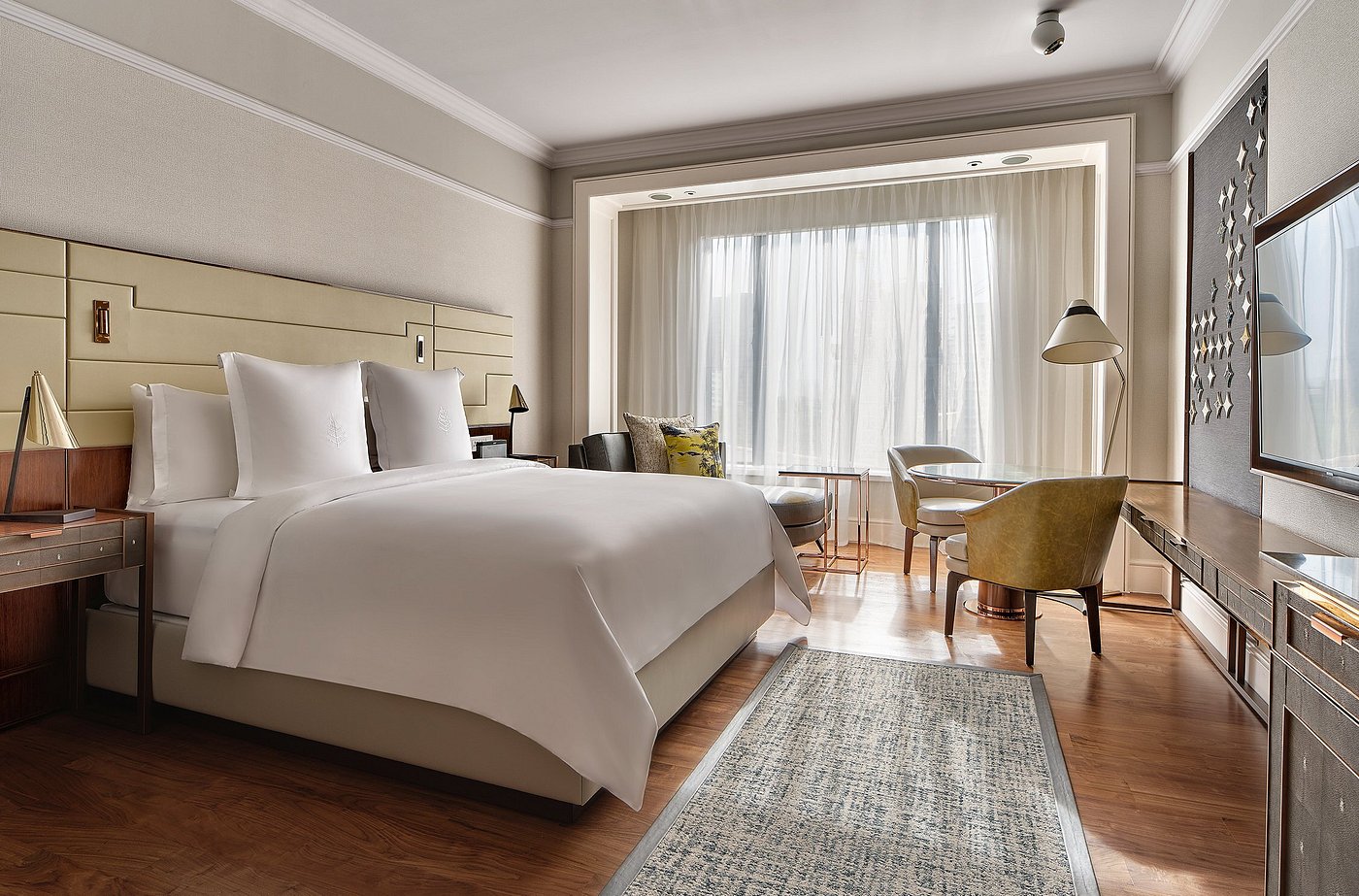Four Seasons Hotel Singapore view 3