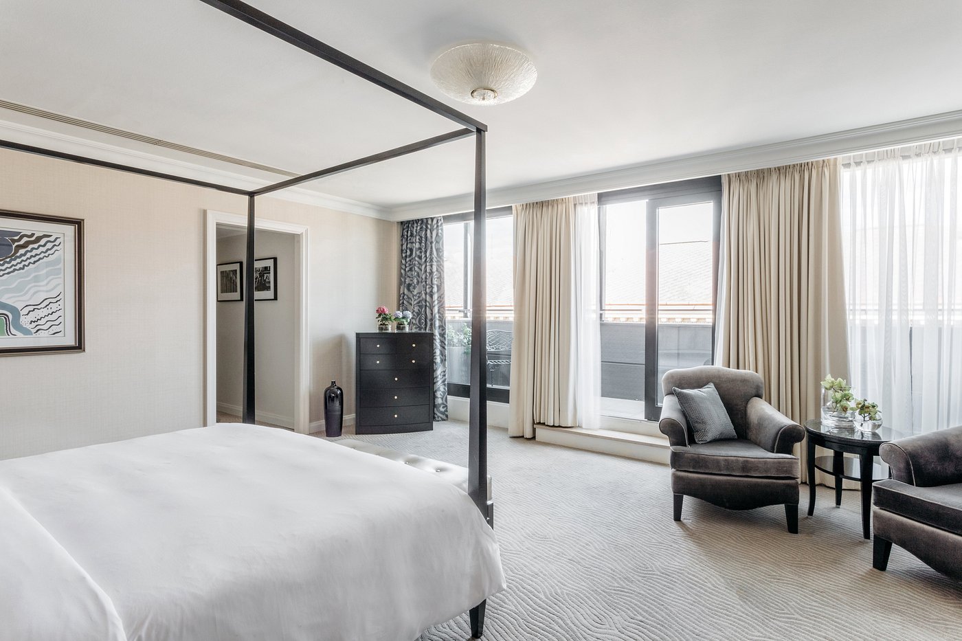 Four Seasons Hotel Prague view 4