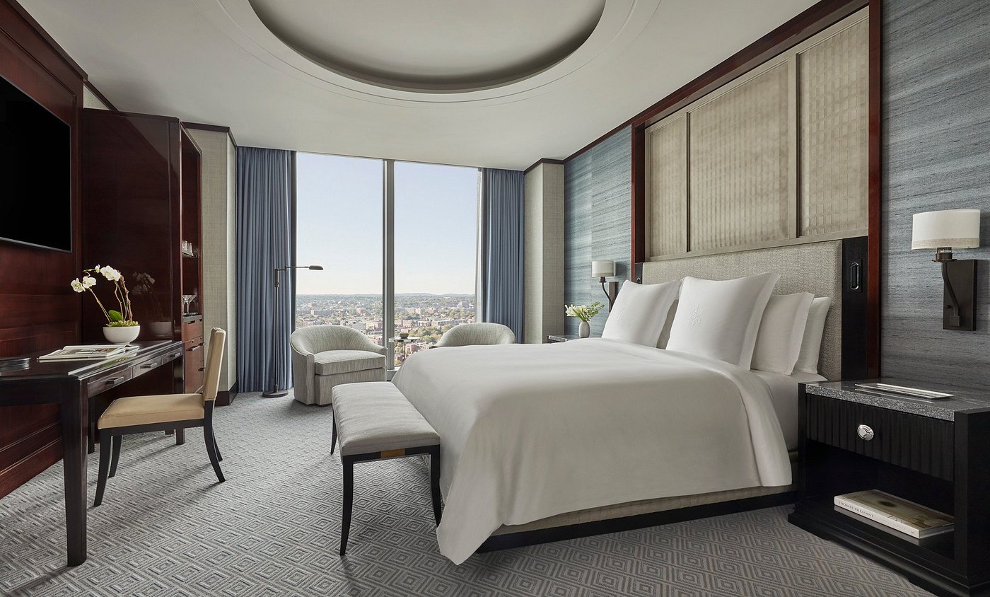 Four Seasons Hotel One Dalton Street, Boston view 4