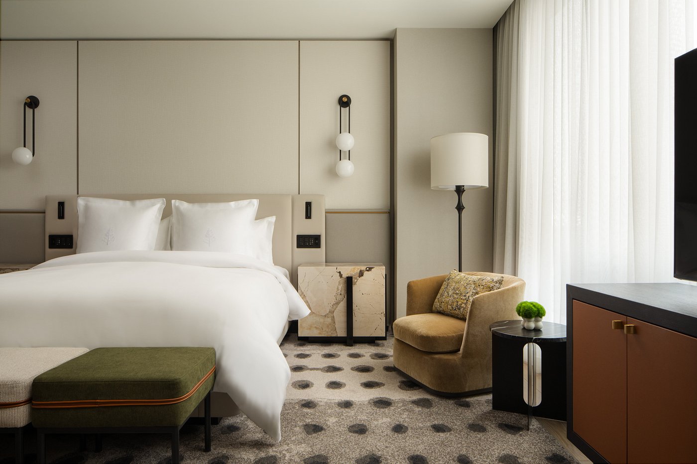 Four Seasons Hotel Toronto view 3