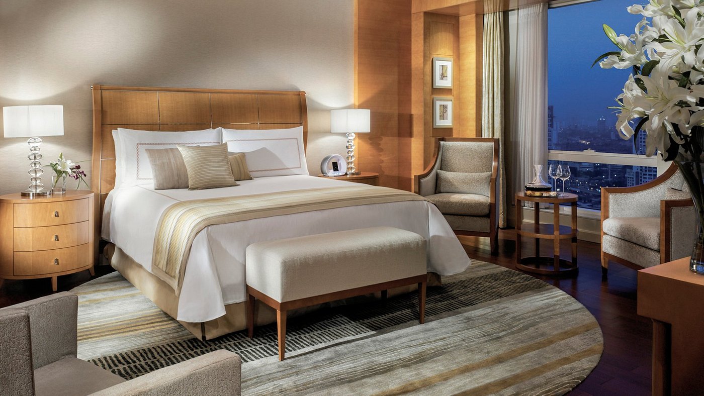 Four Seasons Hotel Mumbai view 3