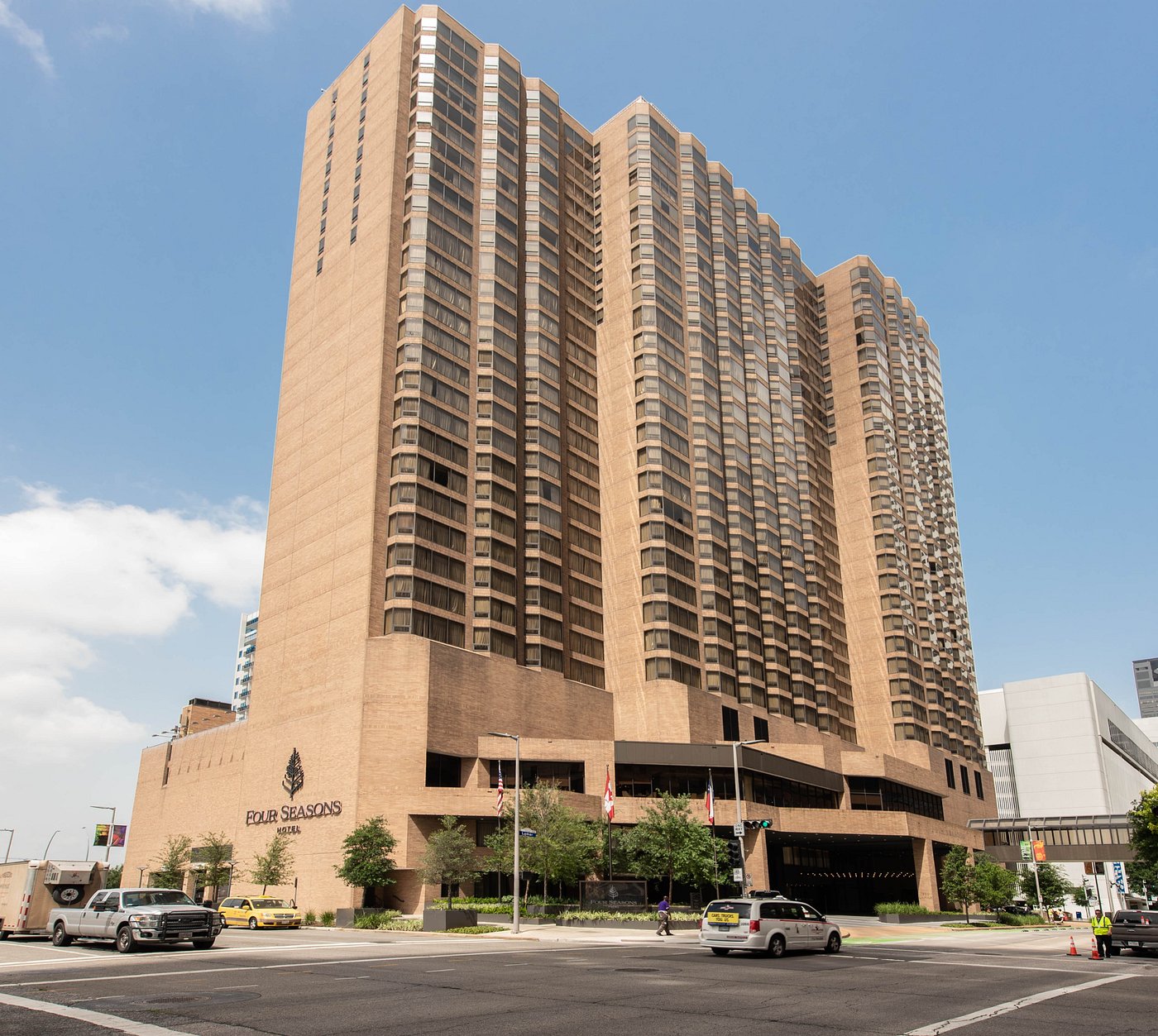 Four Seasons Hotel Houston view 2