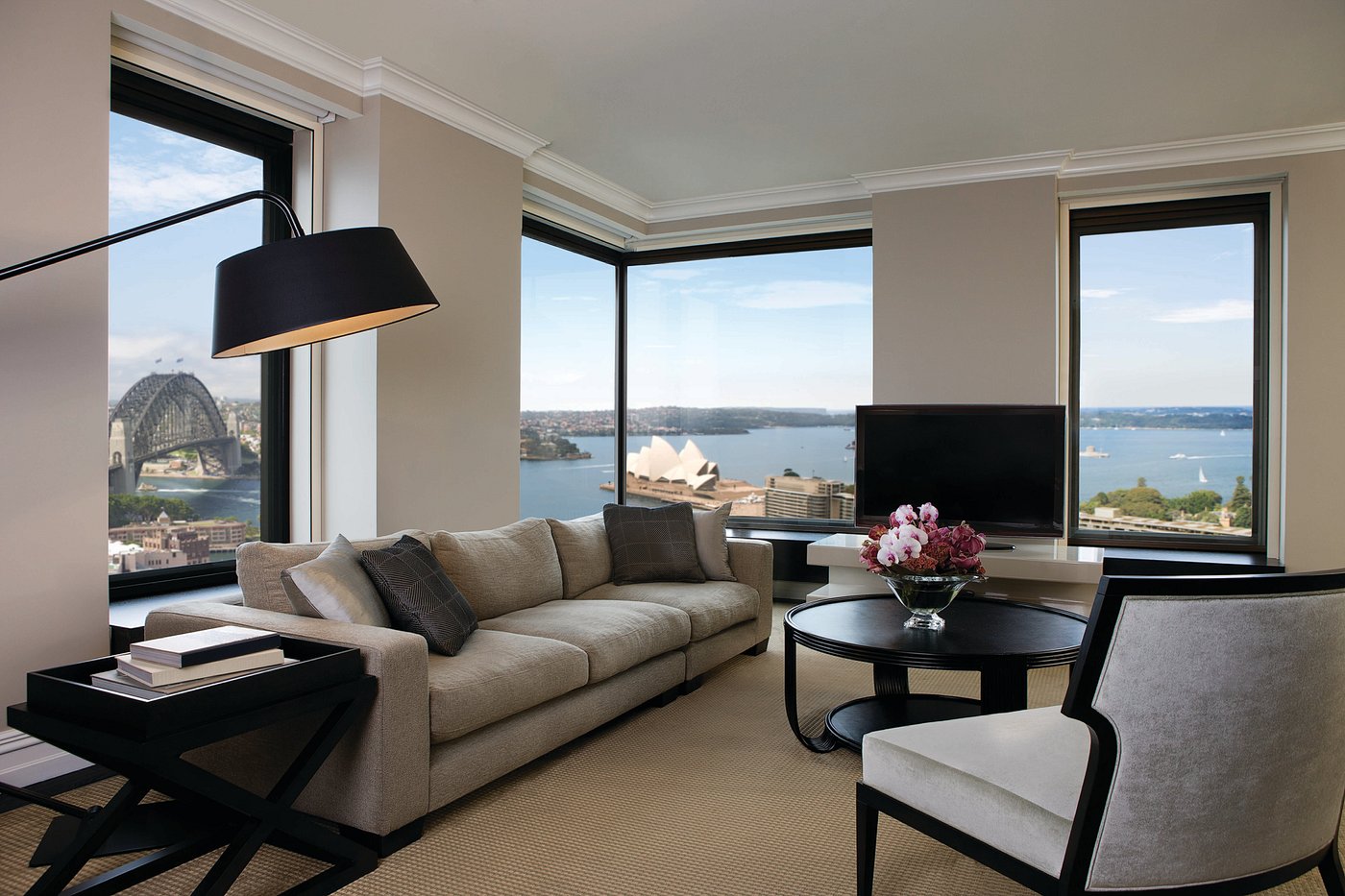 Four Seasons Hotel Sydney view 4