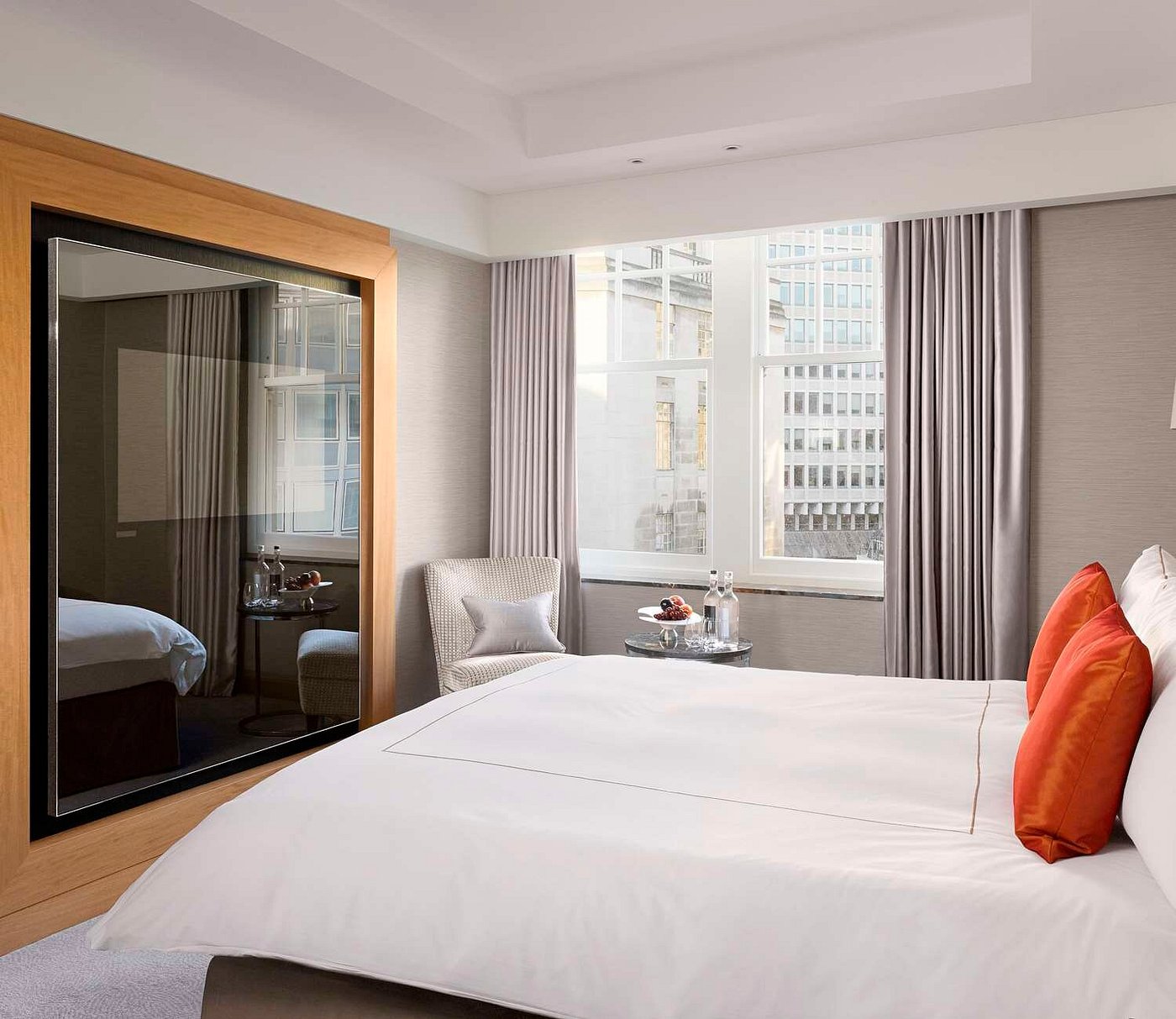 Conrad London St. James view 3