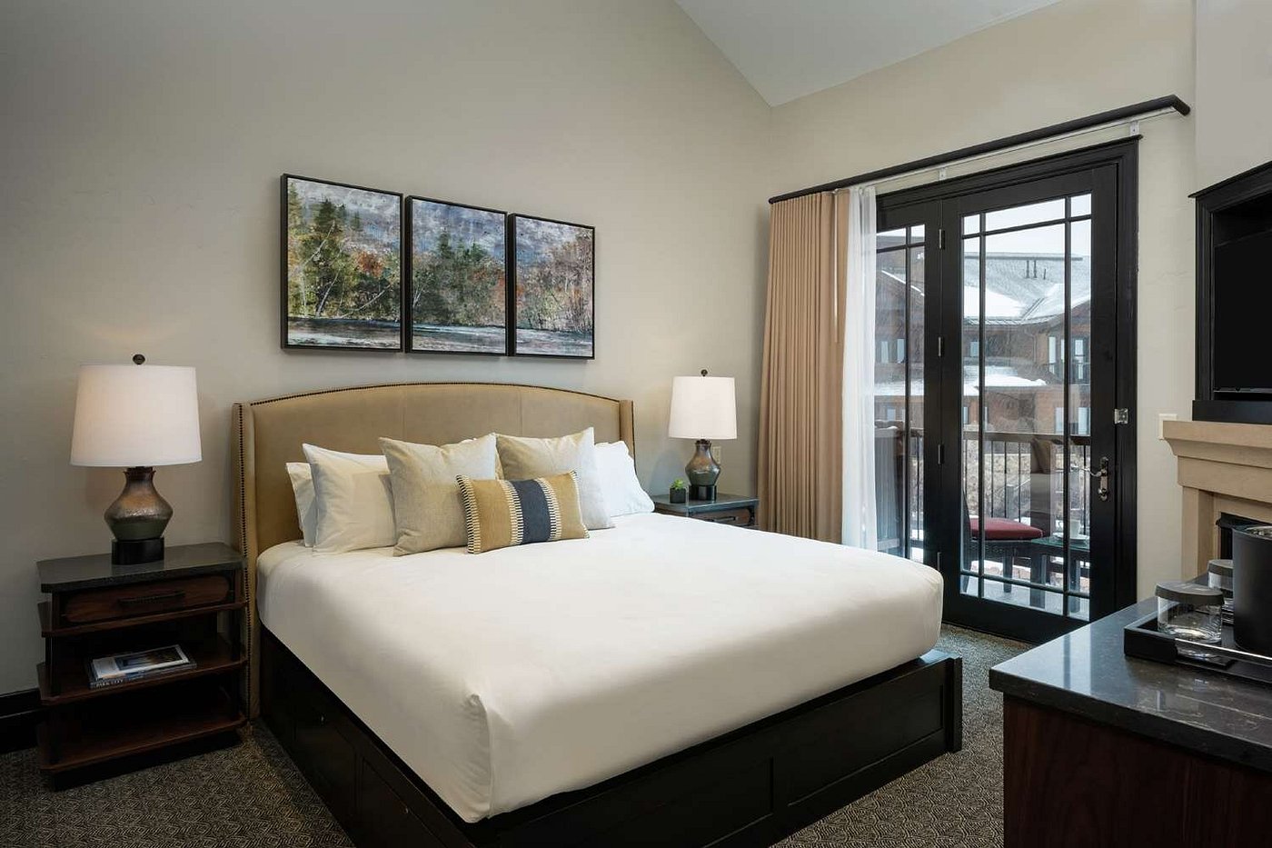 Waldorf Astoria Park City view 3