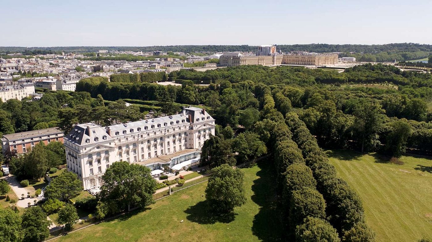 Waldorf Astoria Versailles - Trianon Palace view 2