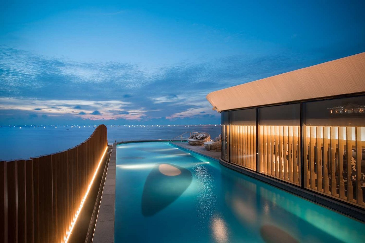 Conrad Manila view 5