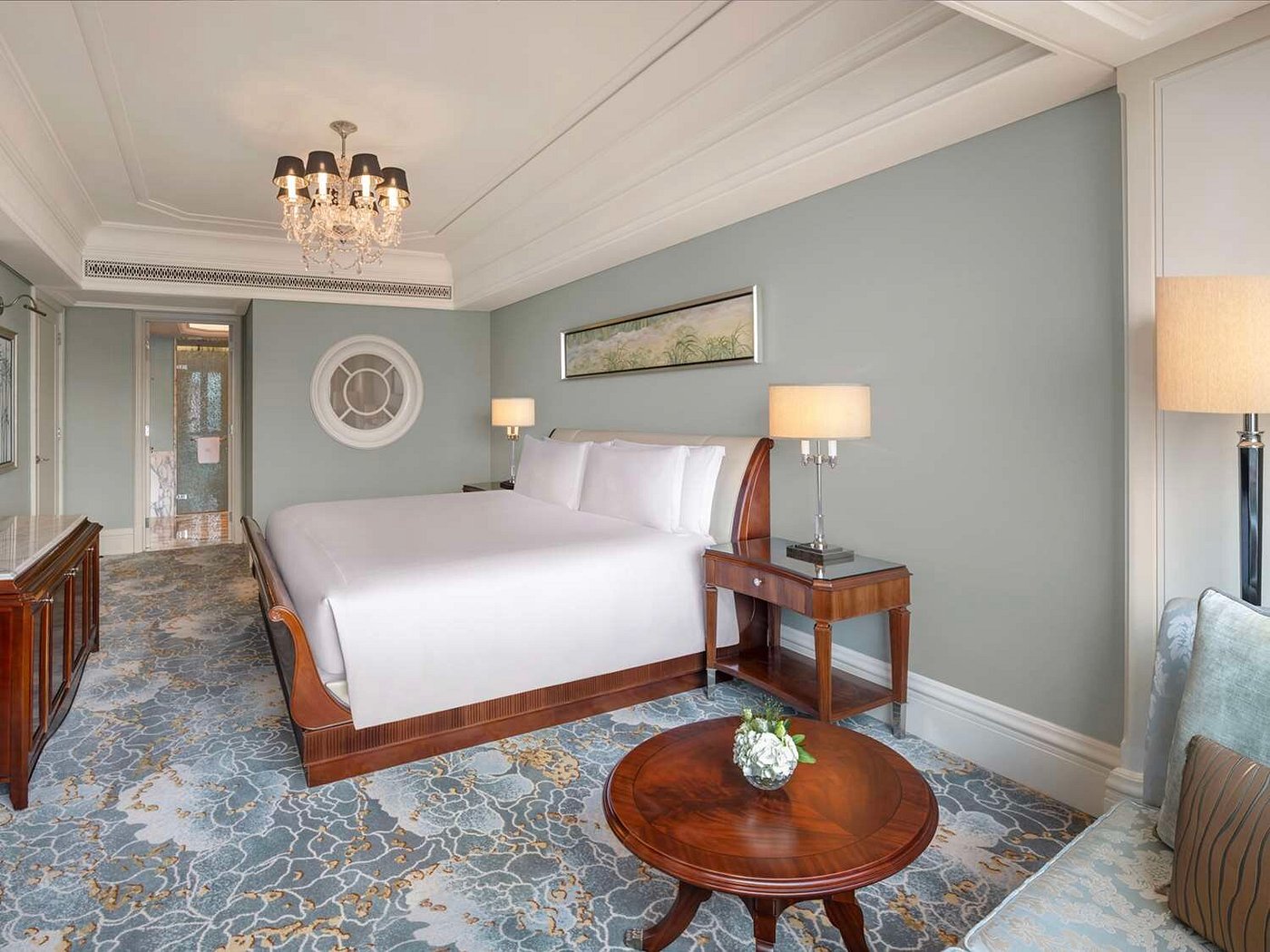 Waldorf Astoria Shanghai On The Bund view 3