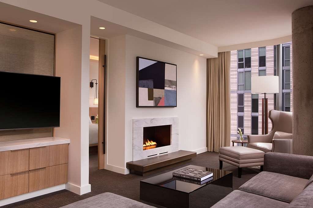 Conrad Washington, DC view 4