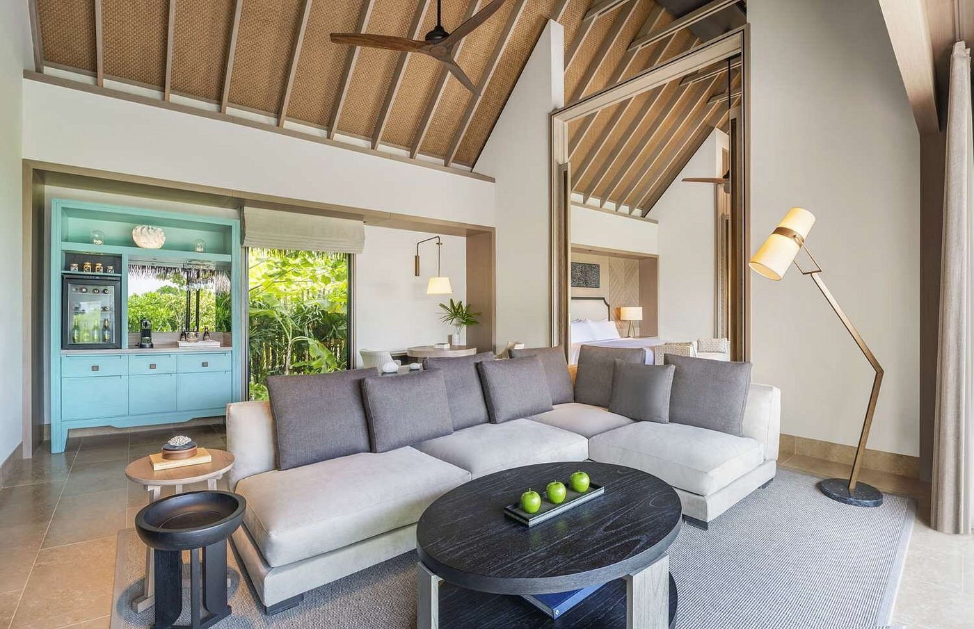 Waldorf Astoria Maldives Ithaafushi view 4