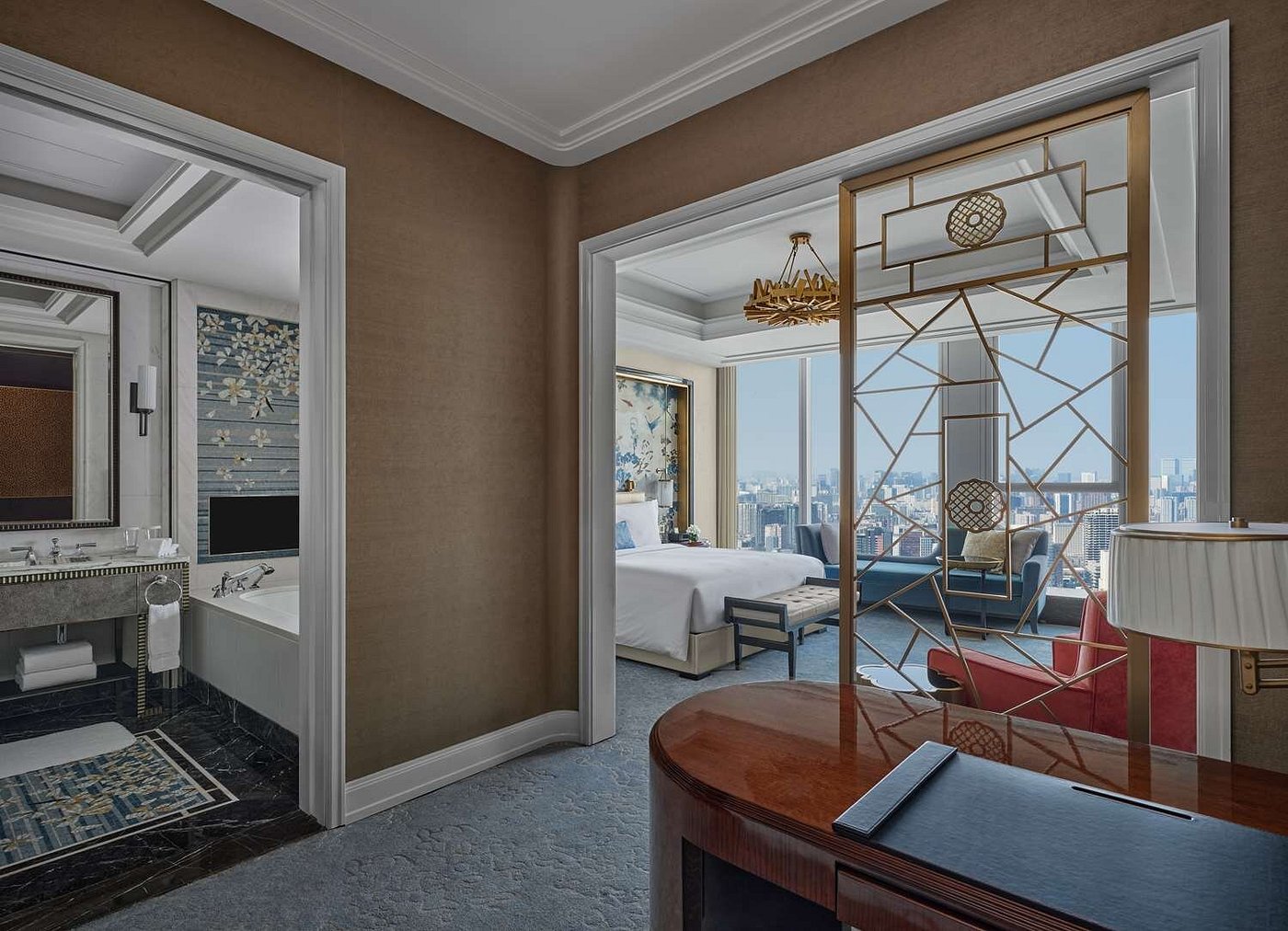 Waldorf Astoria Chengdu view 4