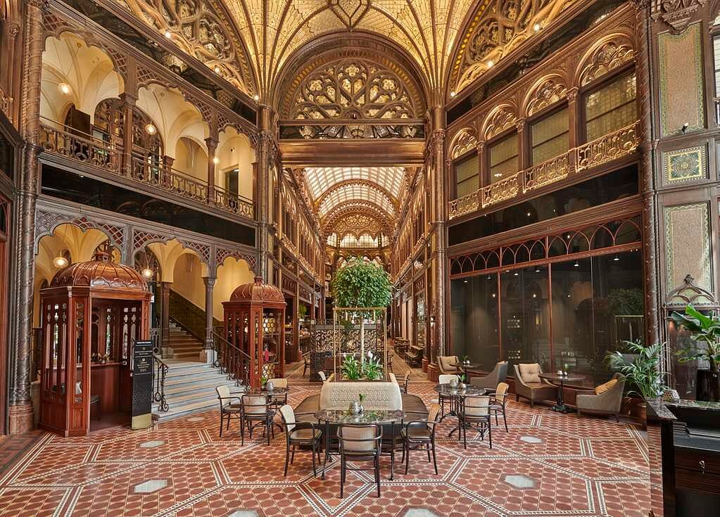 Párisi Udvar Hotel Budapest view 5