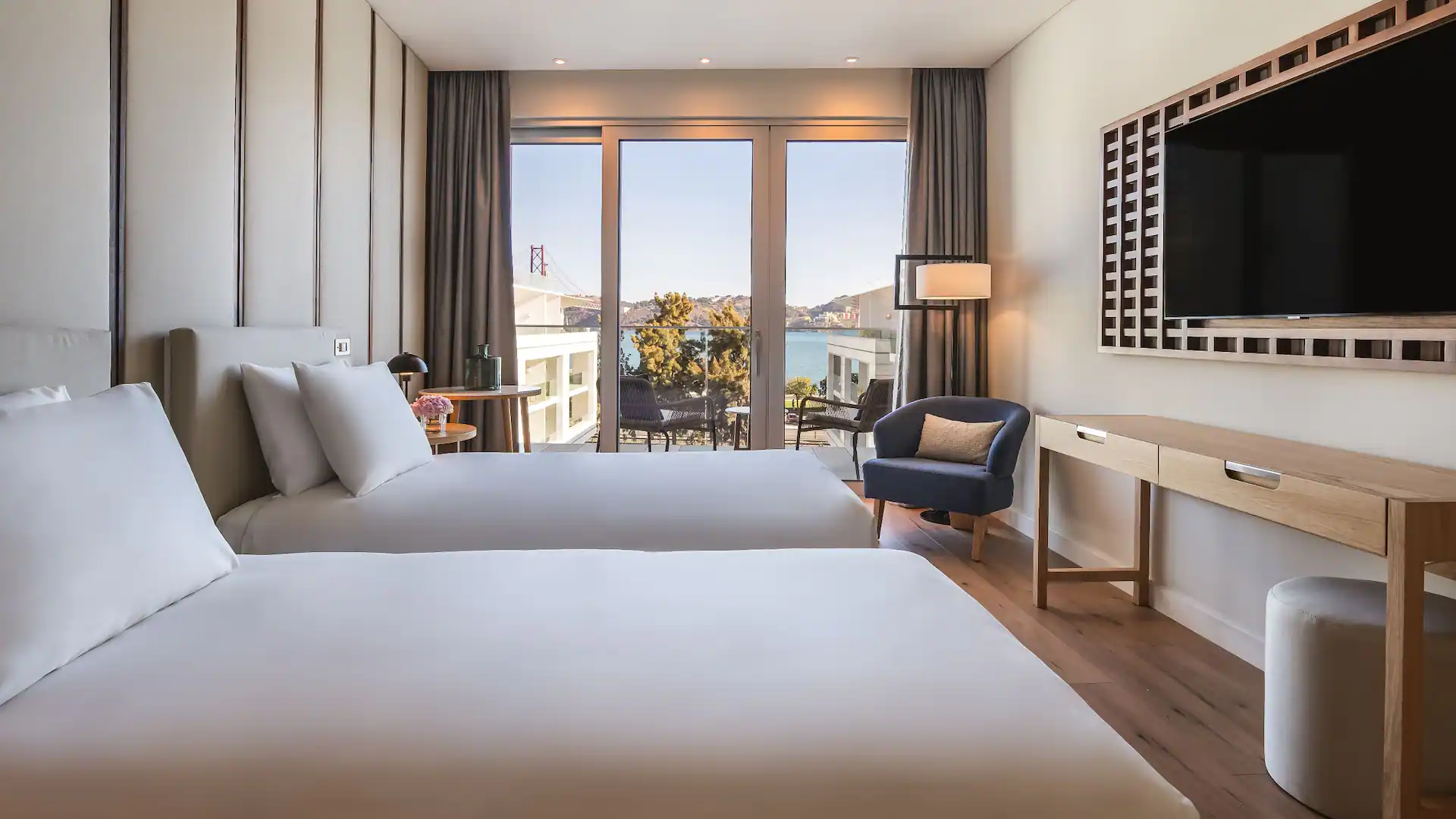 Hyatt Regency Lisbon view 3