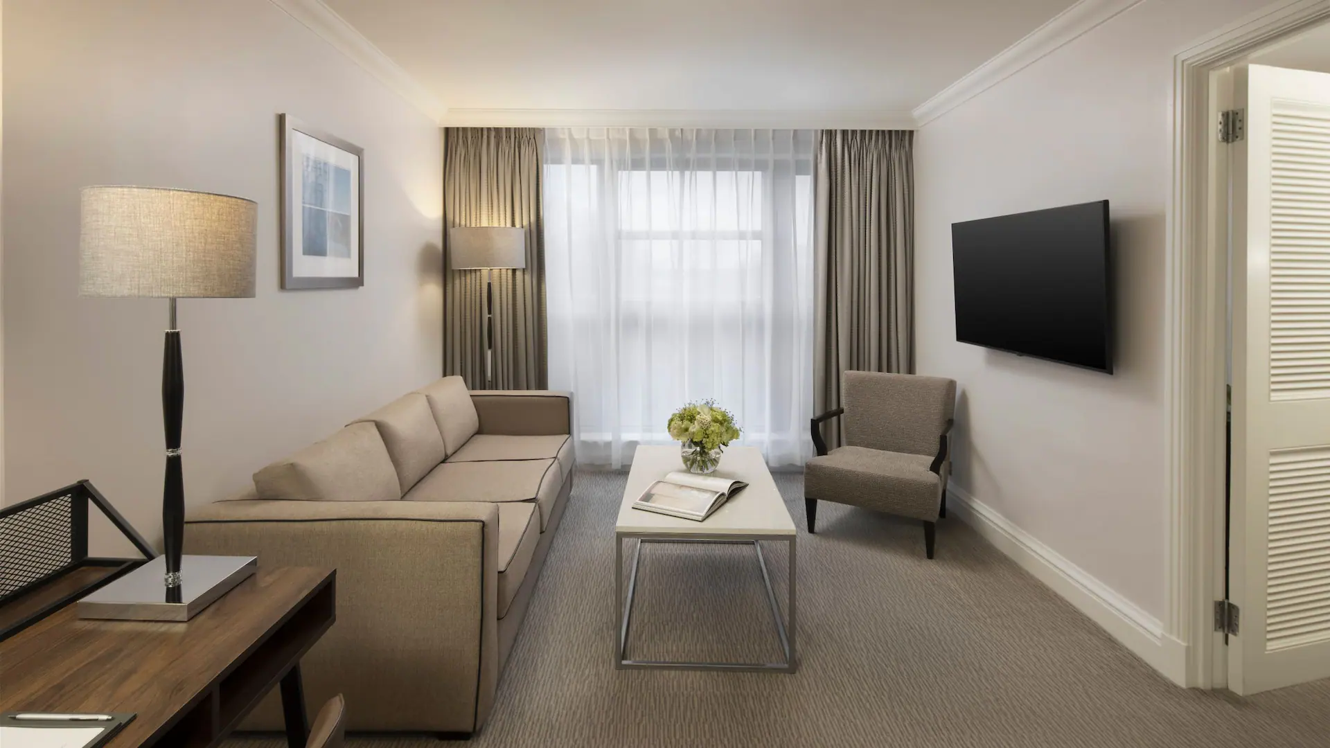 Hyatt Regency London - The Churchill view 4