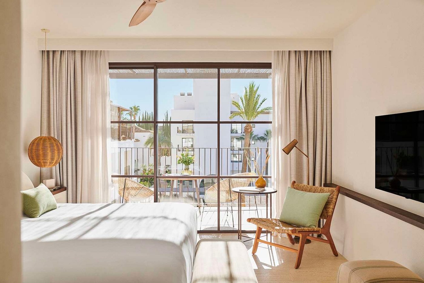 La Zambra Resort view 3