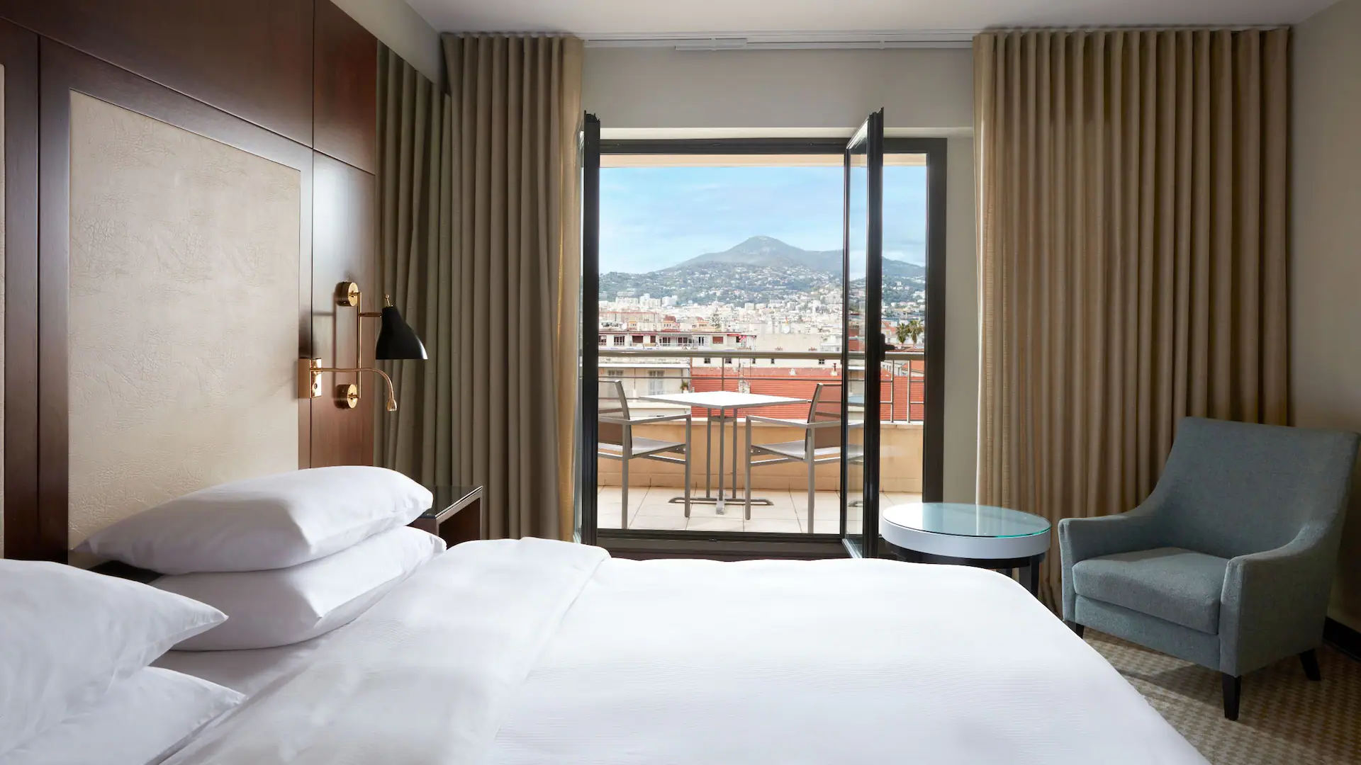 Hyatt Regency Nice Palais de la Méditerranée view 3