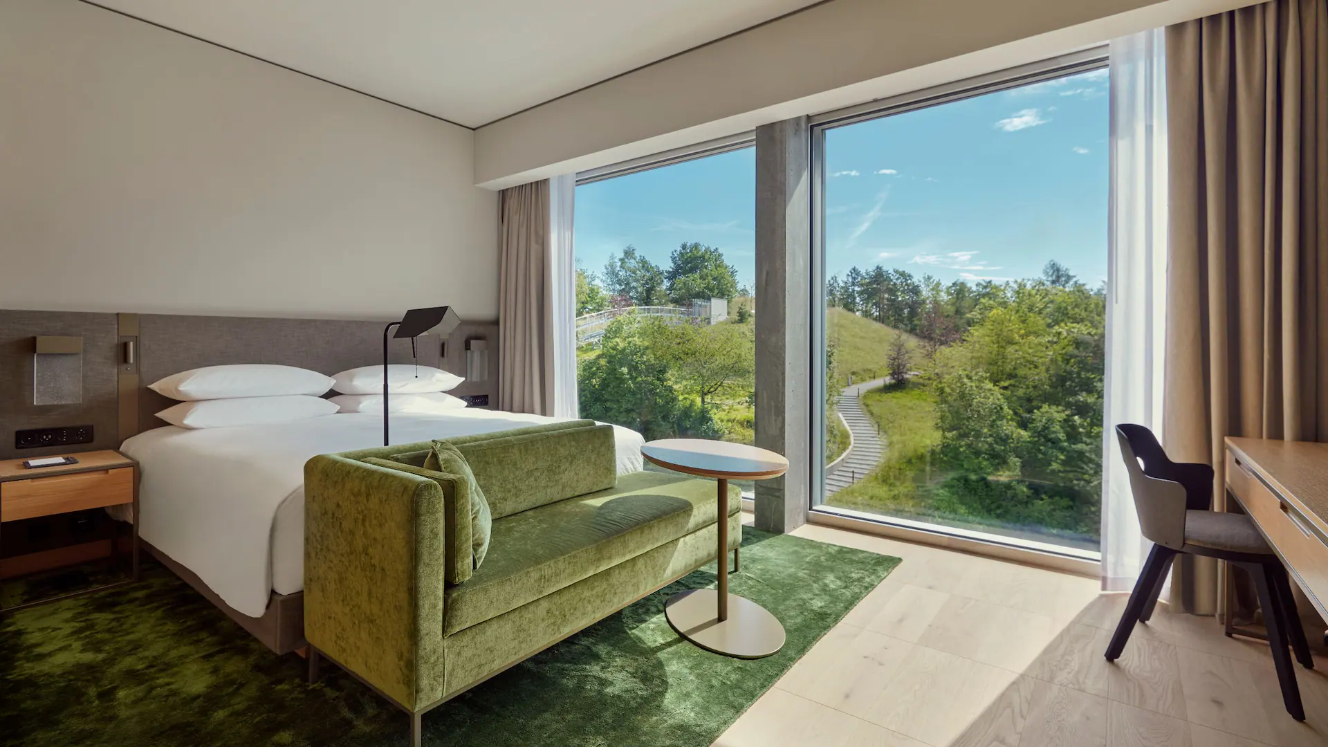 Hyatt Regency Zurich Airport The Circle view 3