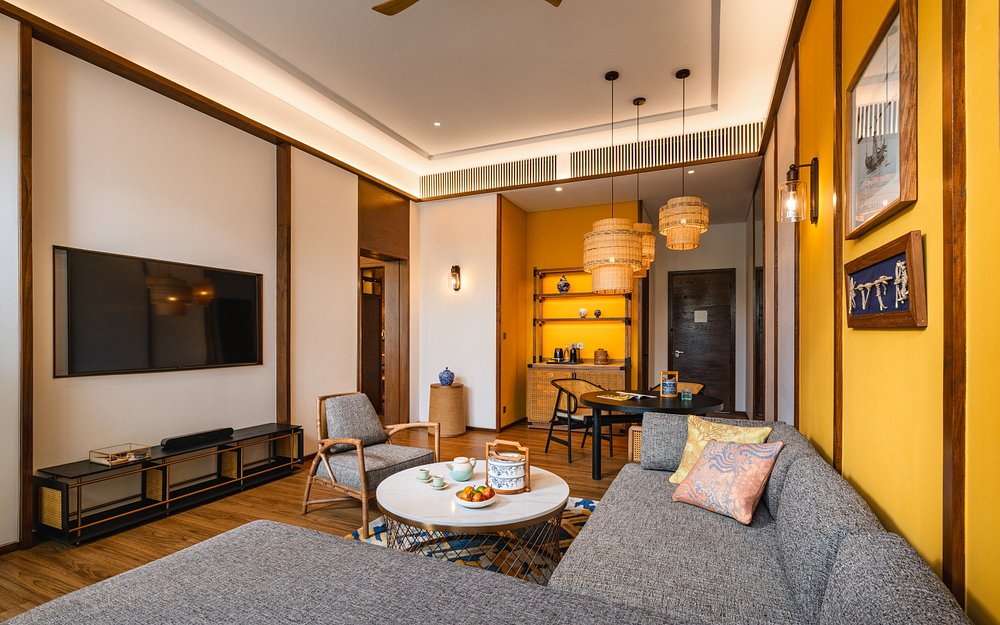 Hotel Indigo Bintan Lagoi Beach view 4