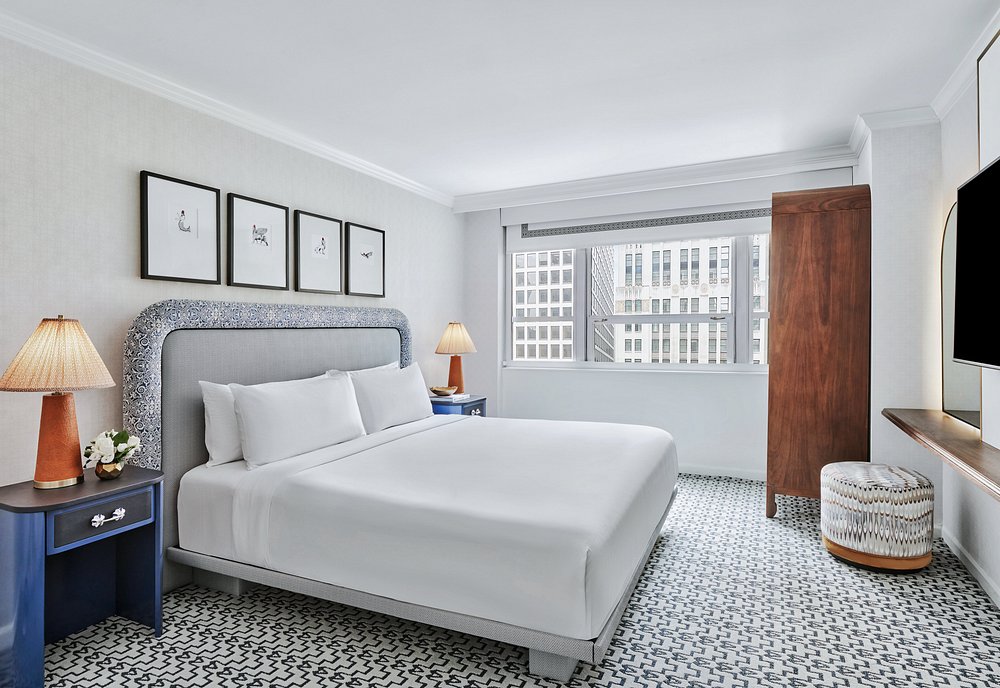 InterContinental Chicago Magnificent Mile view 3