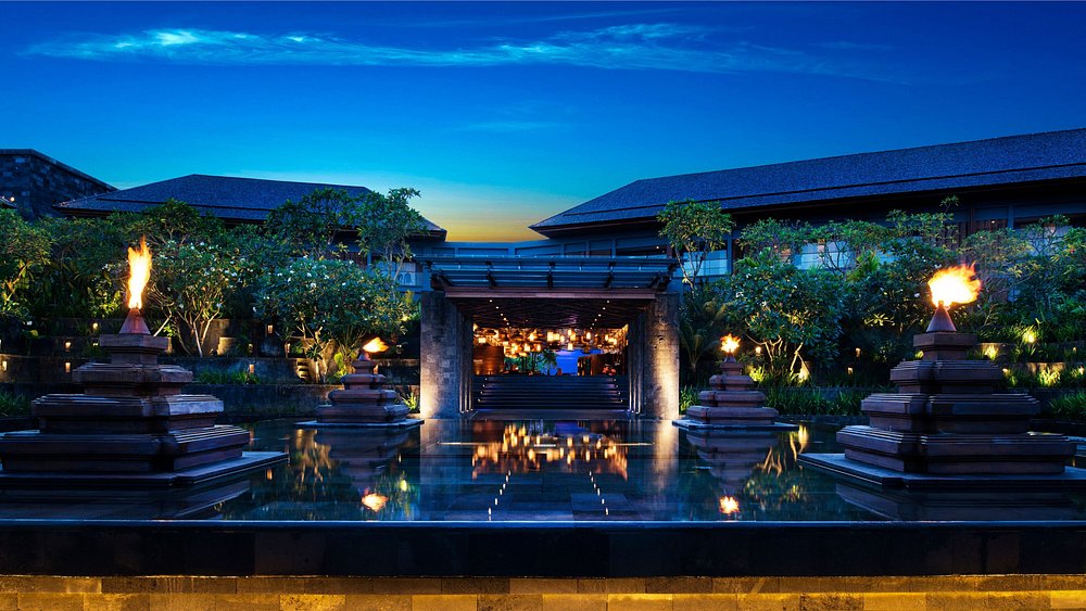 Hotel Indigo Bali Seminyak Beach view 2