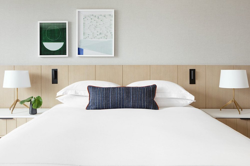 Kimpton The Forum Hotel view 3