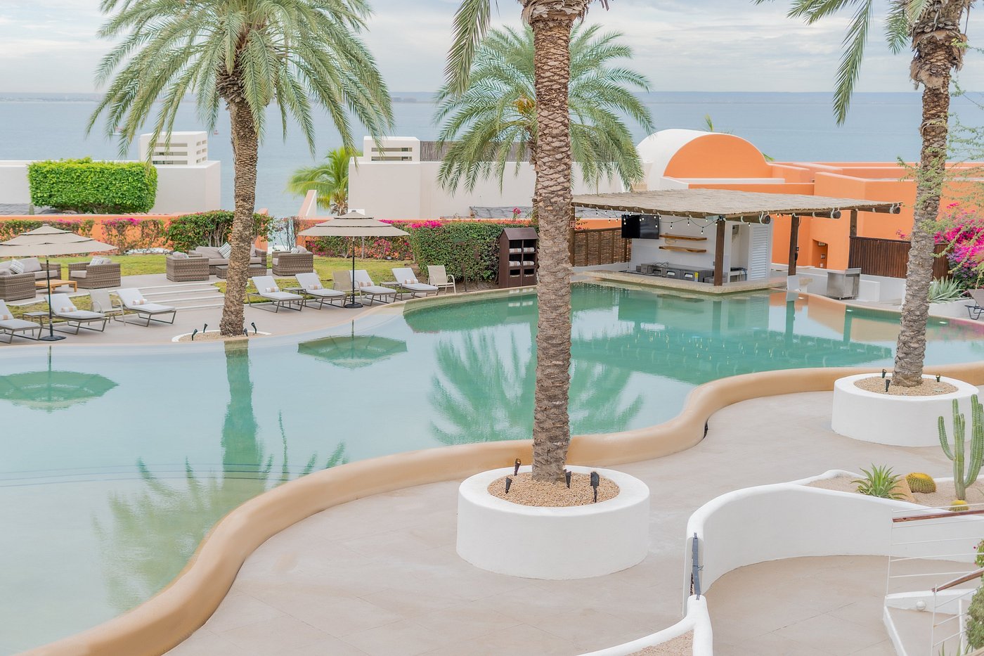 Hotel Indigo La Paz Puerta Cortes view 2