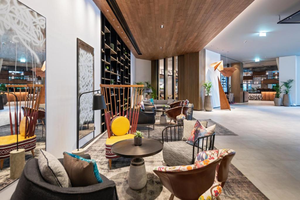 Zabeel House by Jumeirah, The Greens view 2