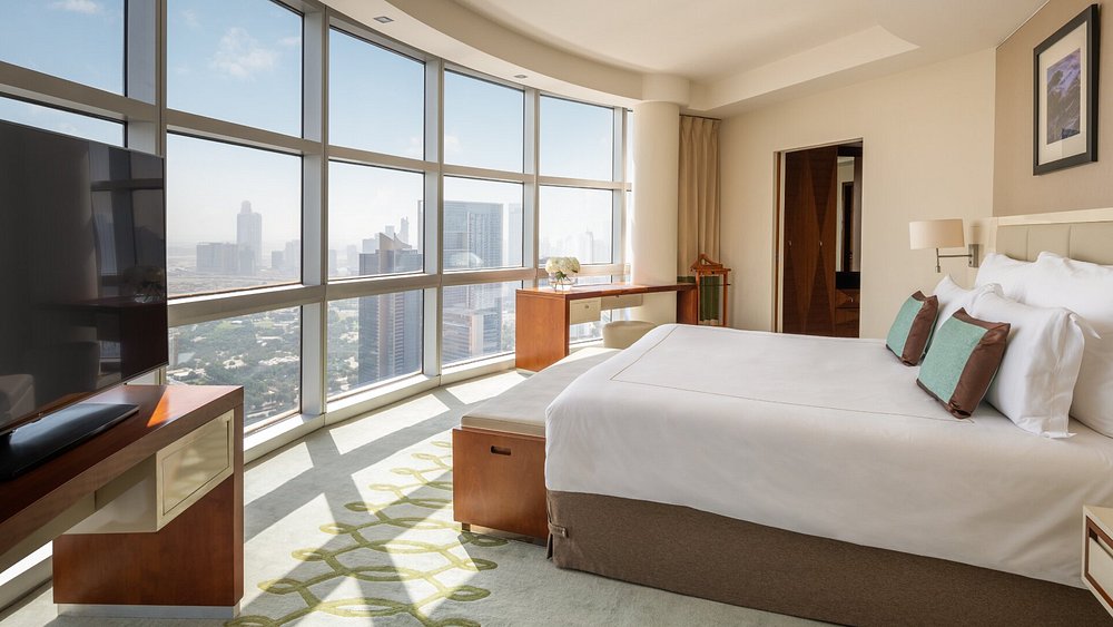 Jumeirah Emirates Tower view 3