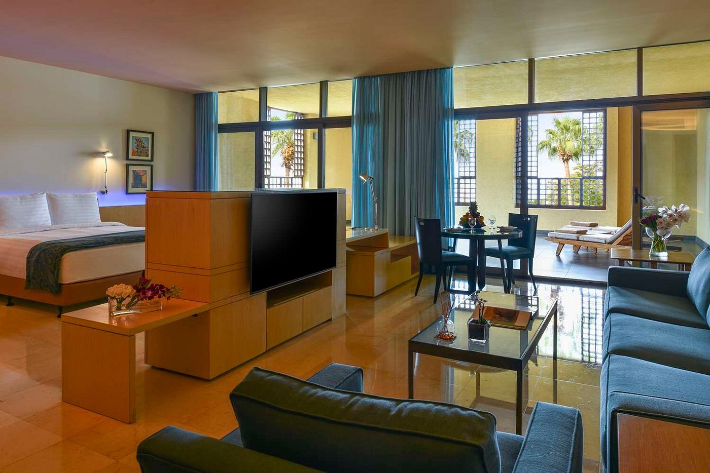 Kempinski Hotel Ishtar Dead Sea view 4