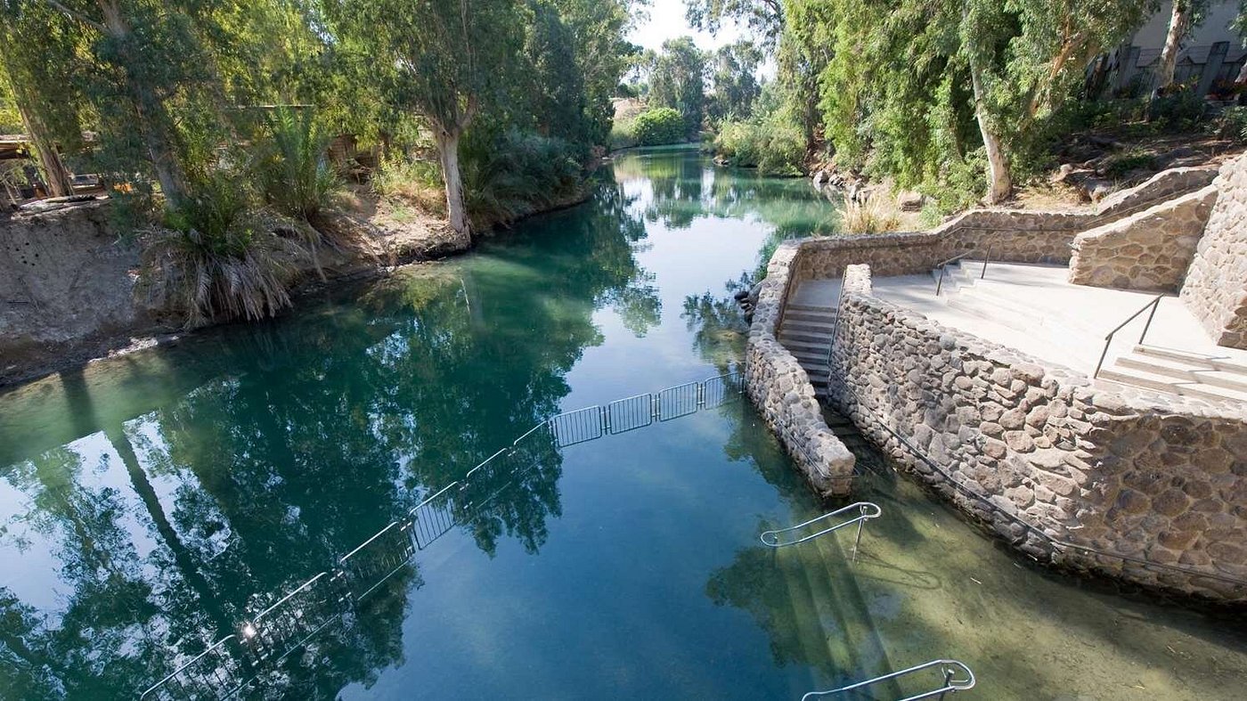 Kempinski Hotel Ishtar Dead Sea view 6