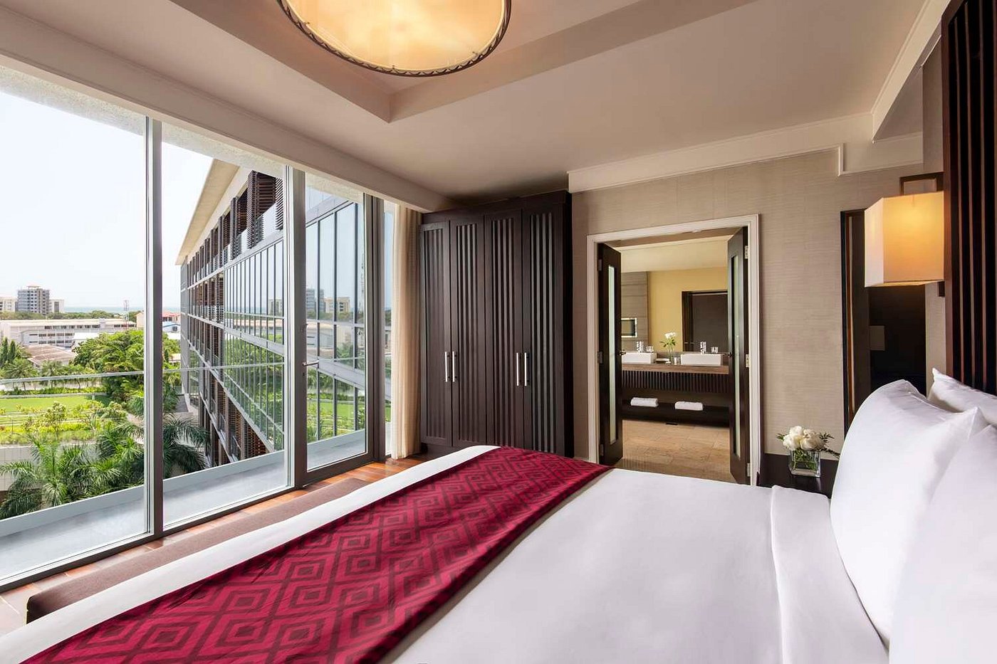 Kempinski Hotel Gold Coast City Accra view 3