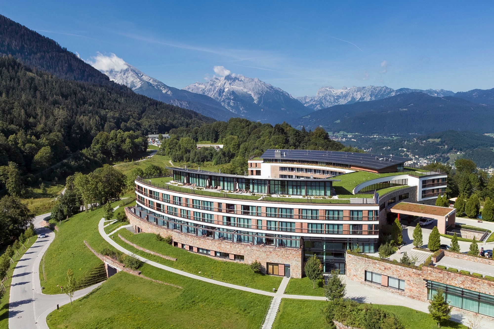 Kempinski Hotel Berchtesgaden view 2
