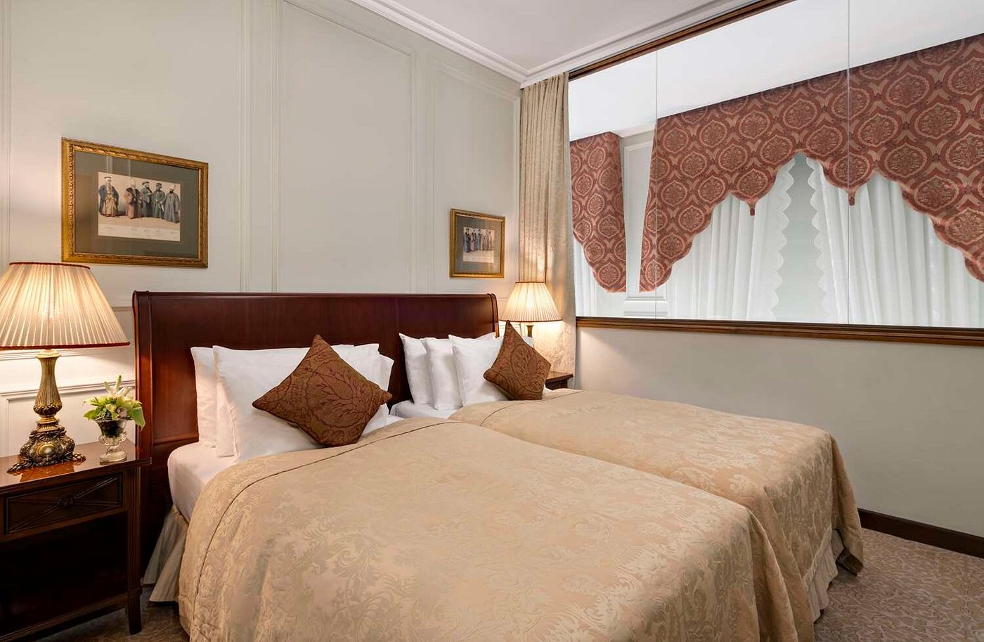 Ciragan Palace Kempinski Istanbul view 3