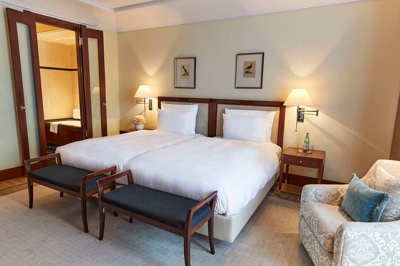 Hotel Adlon Kempinski Berlin view 3