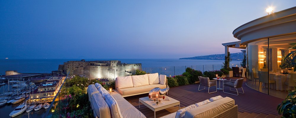 Grand Hotel Vesuvio view 5