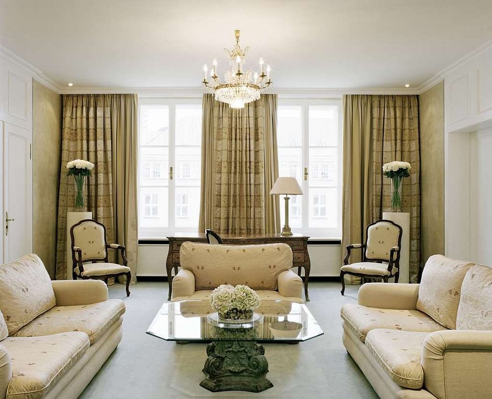 Hotel Bayerischer Hof Munich view 4