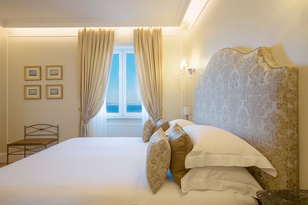 Grand Hotel Excelsior Vittoria view 3