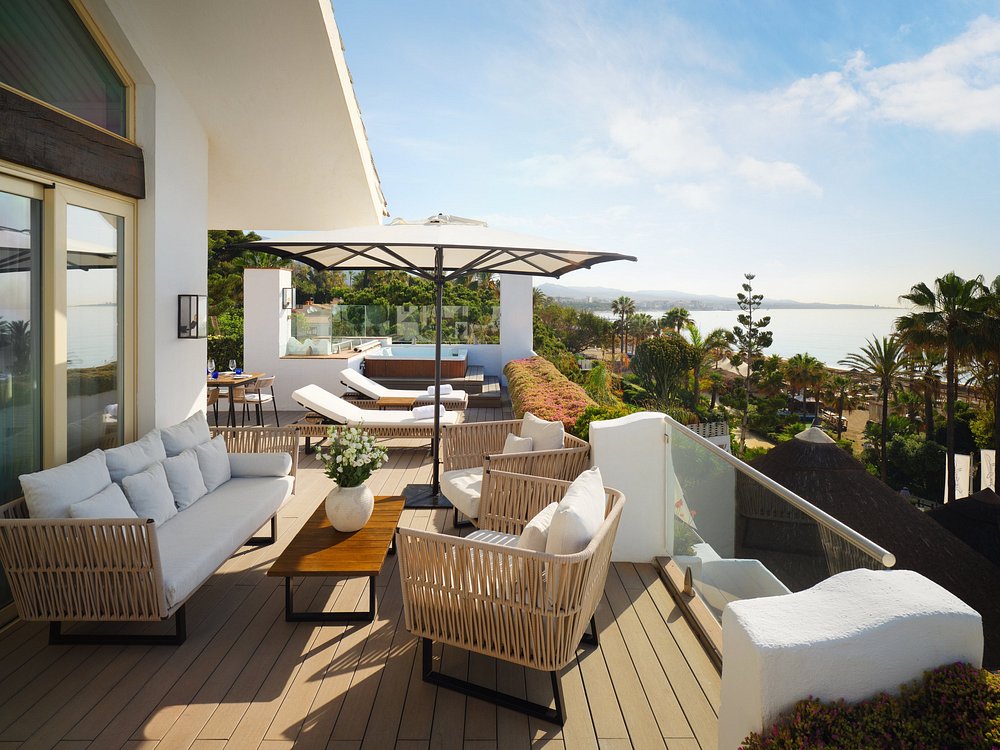 Puente Romano Beach Resort