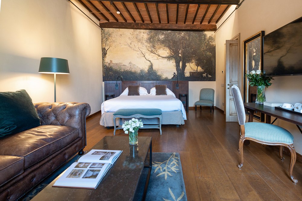 Castel Monastero view 4