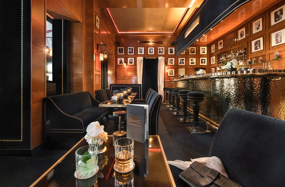 Hôtel Barrière Le Fouquet's - Paris view 6