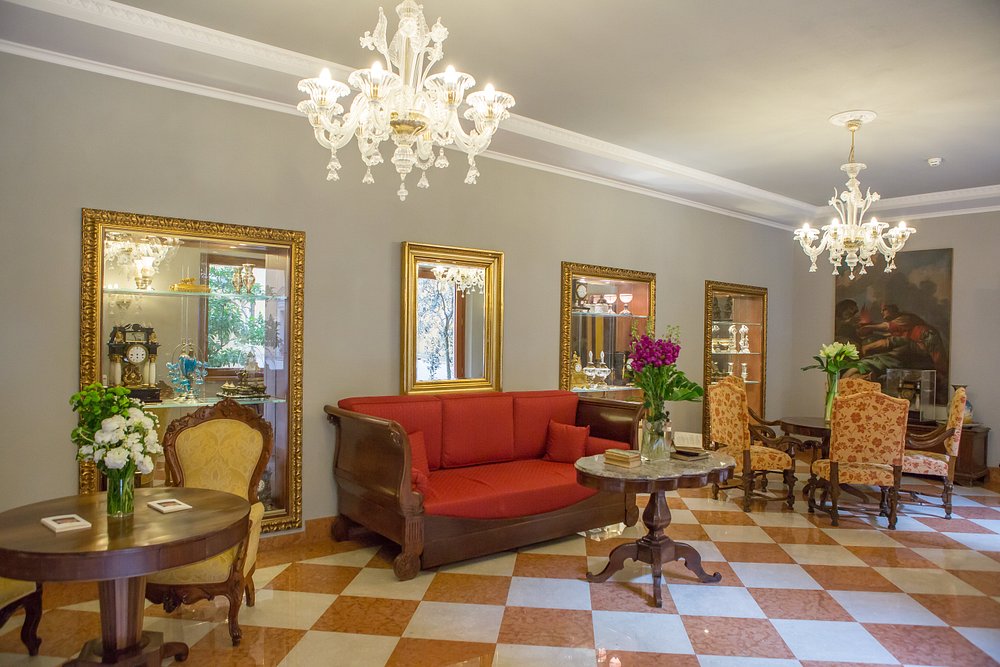 Due Torri Hotel view 4