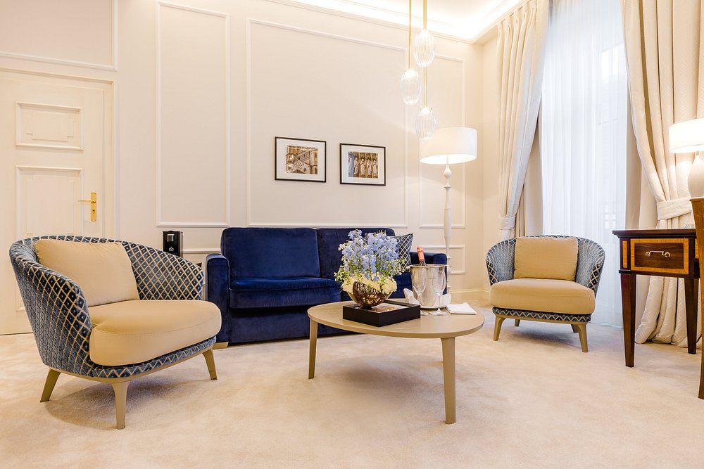 Excelsior Hotel Ernst view 4