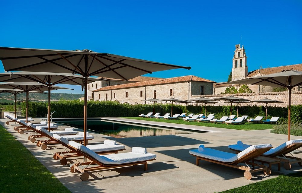 Abadia Retuerta LeDomaine view 6